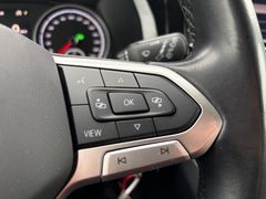 Fahrzeugabbildung Volkswagen T6.1 Multivan Comfortl. 2.0 TDI DSG -APP*AHK*3xK