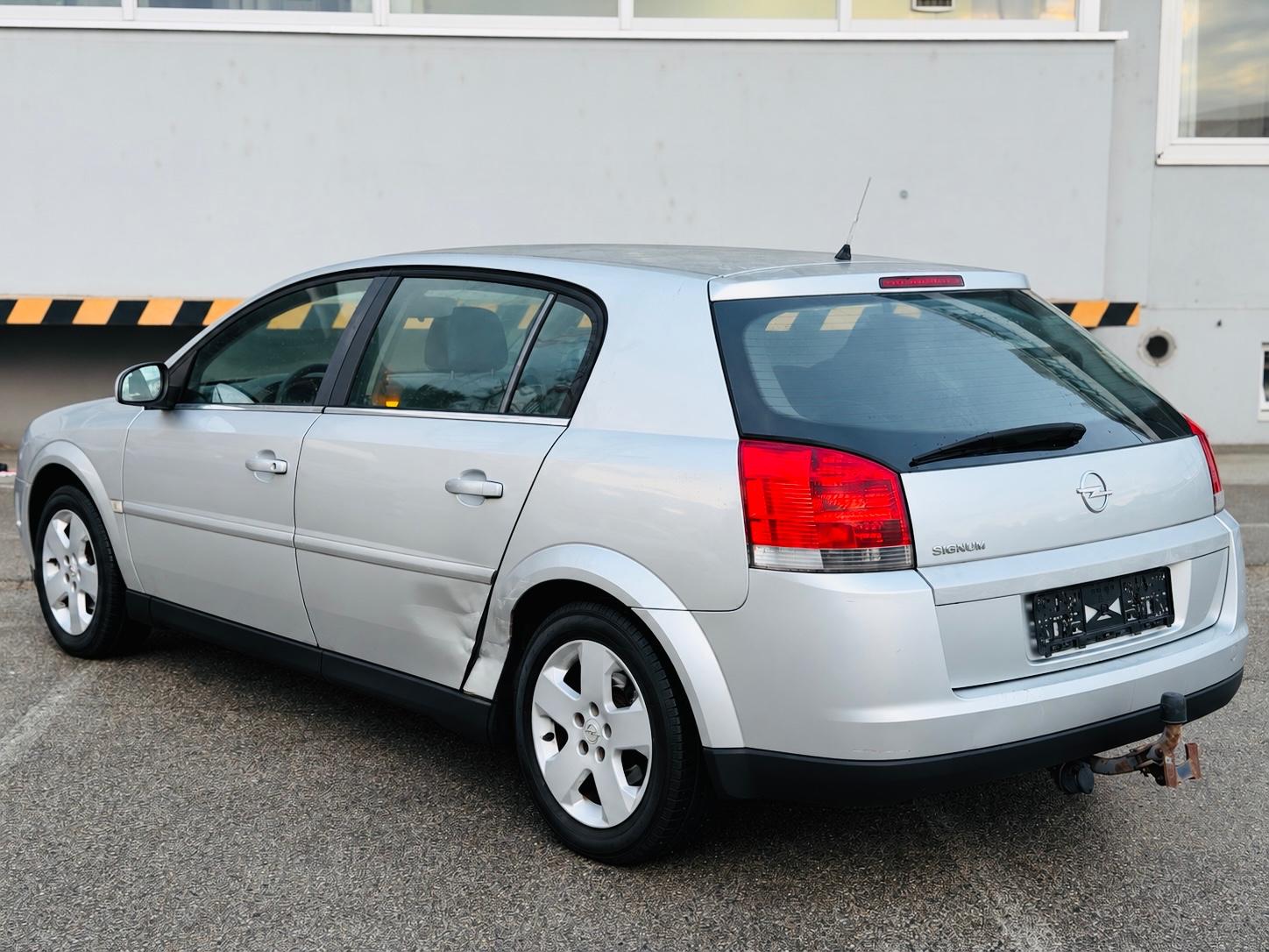 Opel Signum 2004 — engine 1.796 cm³, 122 HP (90kW)