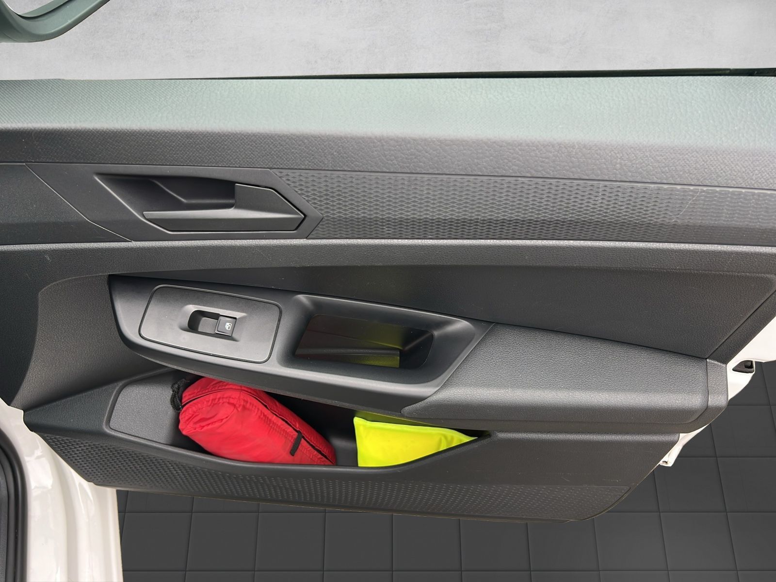 Caddy Kombi Maxi 5-Sitzer 1,5 l 84 kW TSI BTW*KM