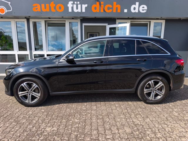 Mercedes-Benz GLC 220 d 4Matic*LED*Navi*PDC*SHZ*Teilleder*