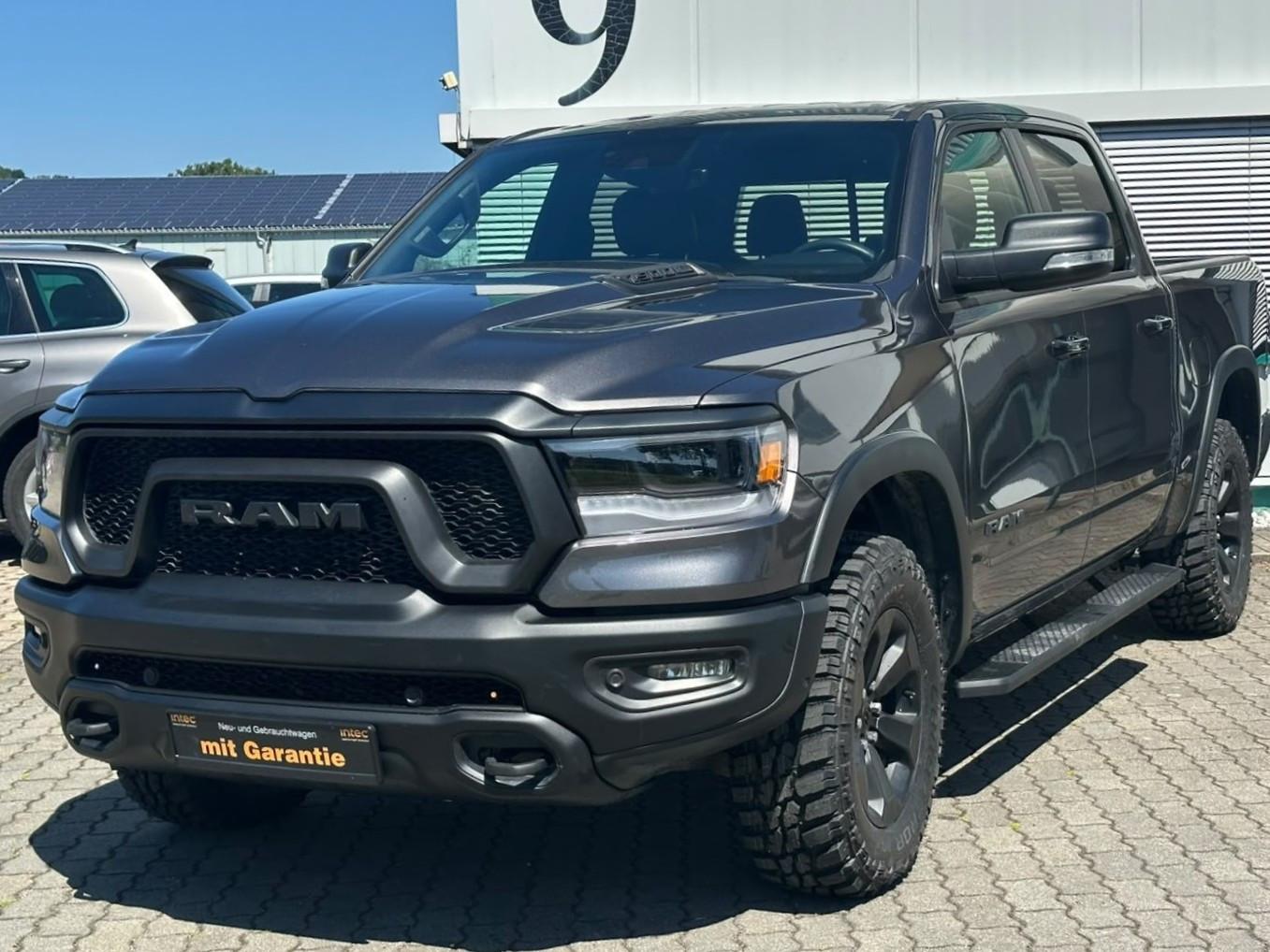 Dodge RAM 1500 5.7 4x4 Crew REBEL NaviApp,Sound