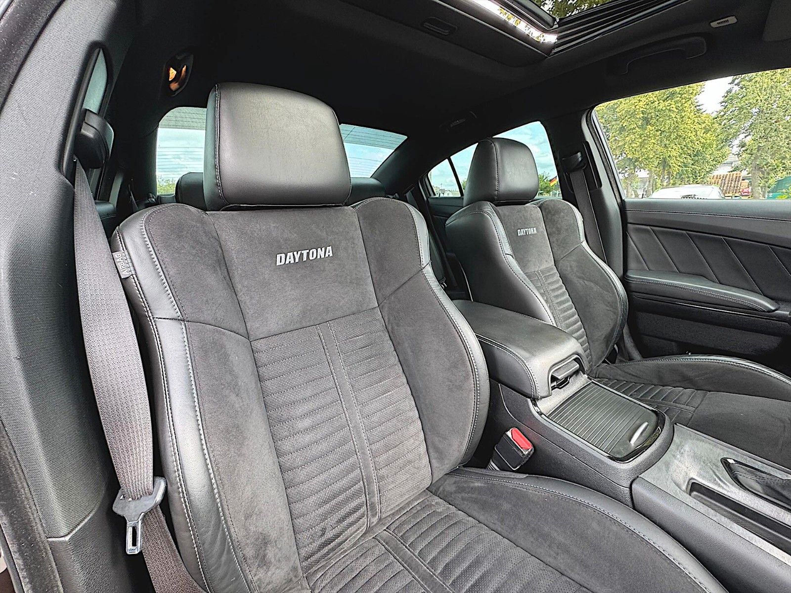 Fahrzeugabbildung Dodge Charger 6.4 V8 SRT R/T SCAT PACK Performance