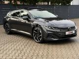 Volkswagen Arteon Shooting Brake R-Line AHK LEDER PANO - gebrauchte VW Arteon aus dem Jahr 2023
