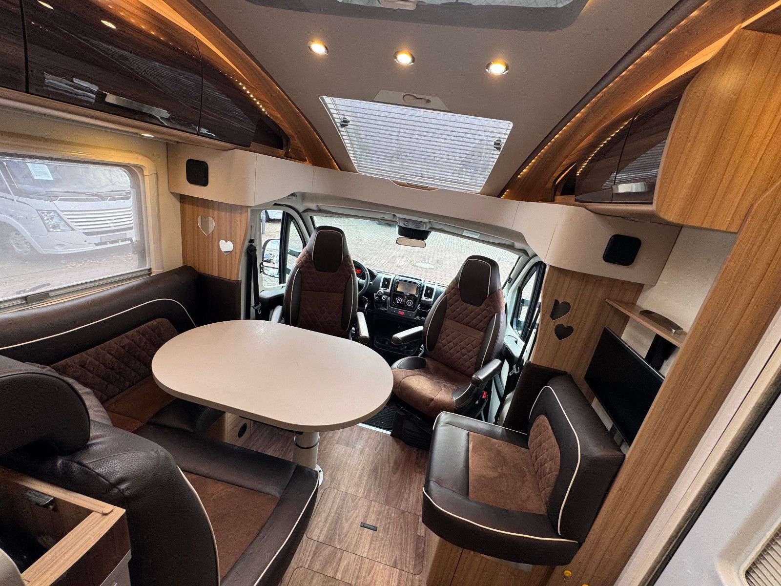 Fahrzeugabbildung Knaus SUN TI 700 MEG PLATINUM SELECTION FIAT 1.HAND