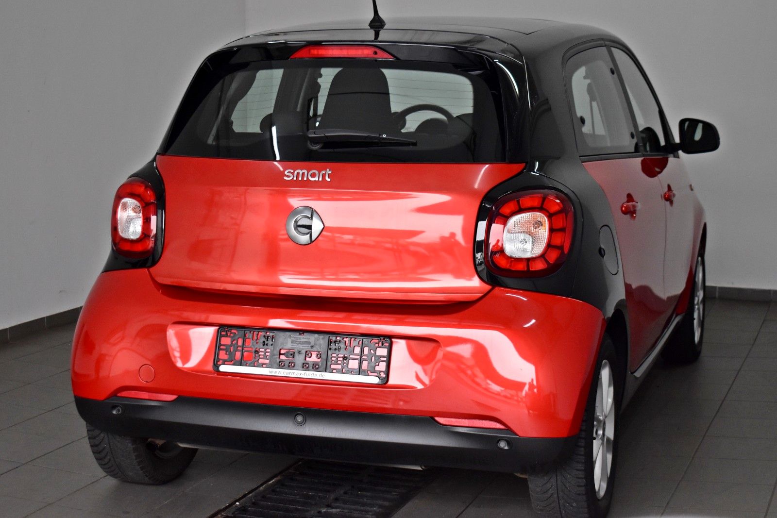 Fahrzeugabbildung Smart ForFour forfour Passion 66kW,Panorama,Navi,SH