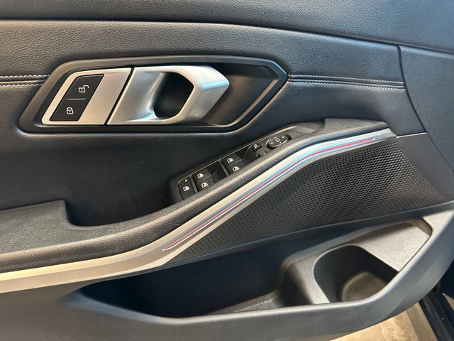 MYAUTOCENTER – Gebraucht- und Jahreswagen mit Werkstattservice in Pfaffenhofen BMW 330 *1-HAND*SERVICETÜV NEU*KEYLESS*LED*M-SPORT*