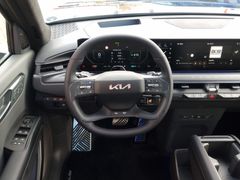 Fahrzeugabbildung Kia EV9 AWD 99,8-kWh-Batterie GT-line Launch 7Sitzer