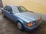 Mercedes-Benz 260E W124  - Mercedes-Benz 260: W124 260e