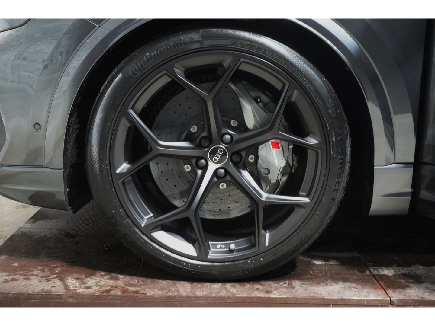 Audi RSQ8 - Bild 11