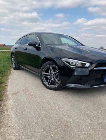 MERCEDES-BENZ CLA 180 Shooting Brake CLA 180 d Shooting Br...