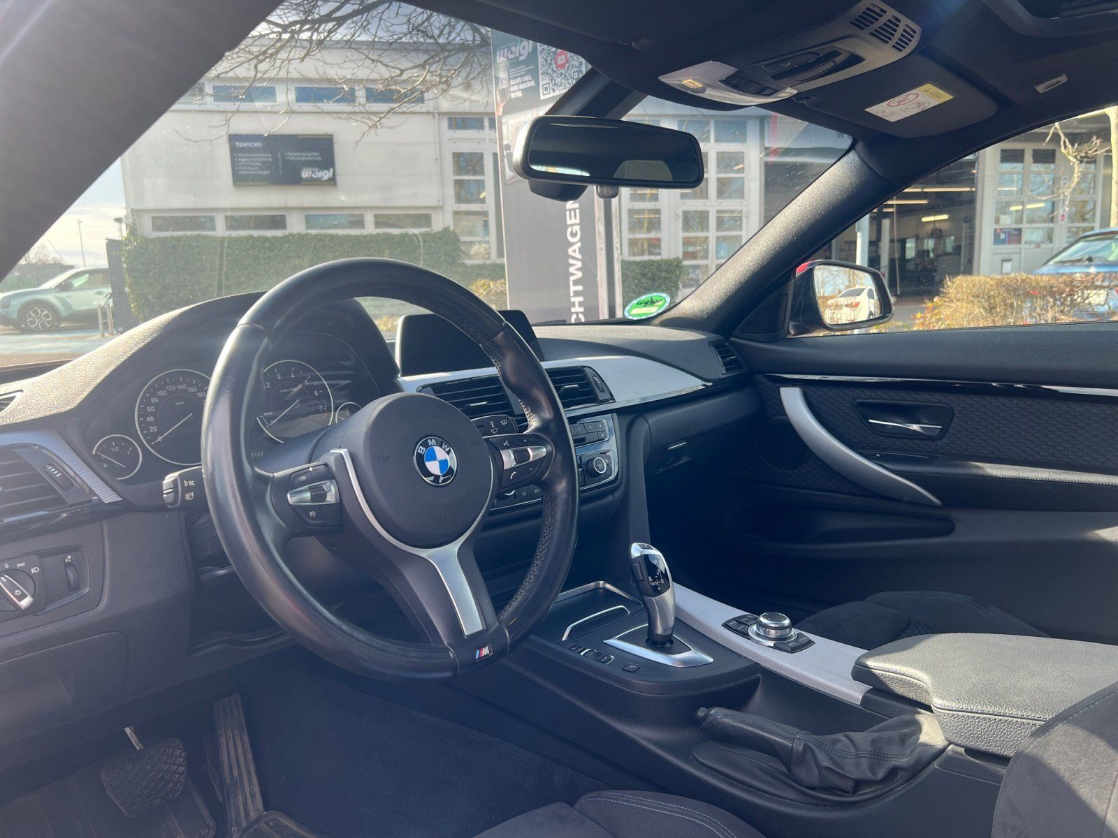 Fahrzeugabbildung BMW 440i Coupé M Sport +LED+HiFi-Lautsprechersystem+