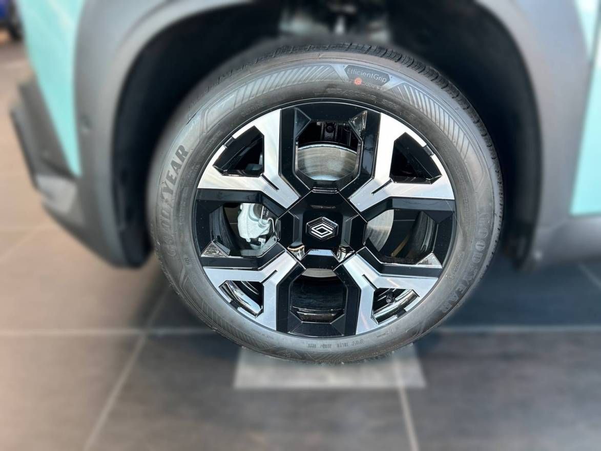 Fahrzeugabbildung Renault 4 E-Tech elektrisch Techno 'plein sud' 150 Comfo