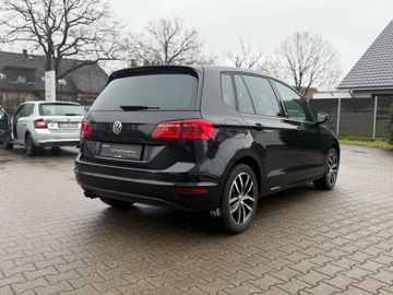 Volkswagen Golf - 5
