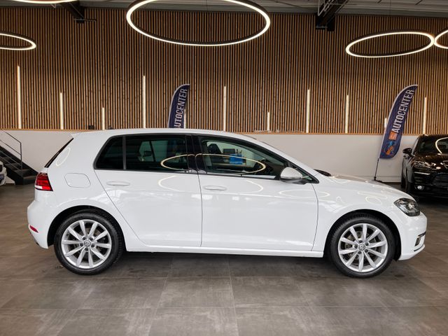 Volkswagen Golf VII Lim. Highline 1.5 TSI *1.HAND*LED*AHK*