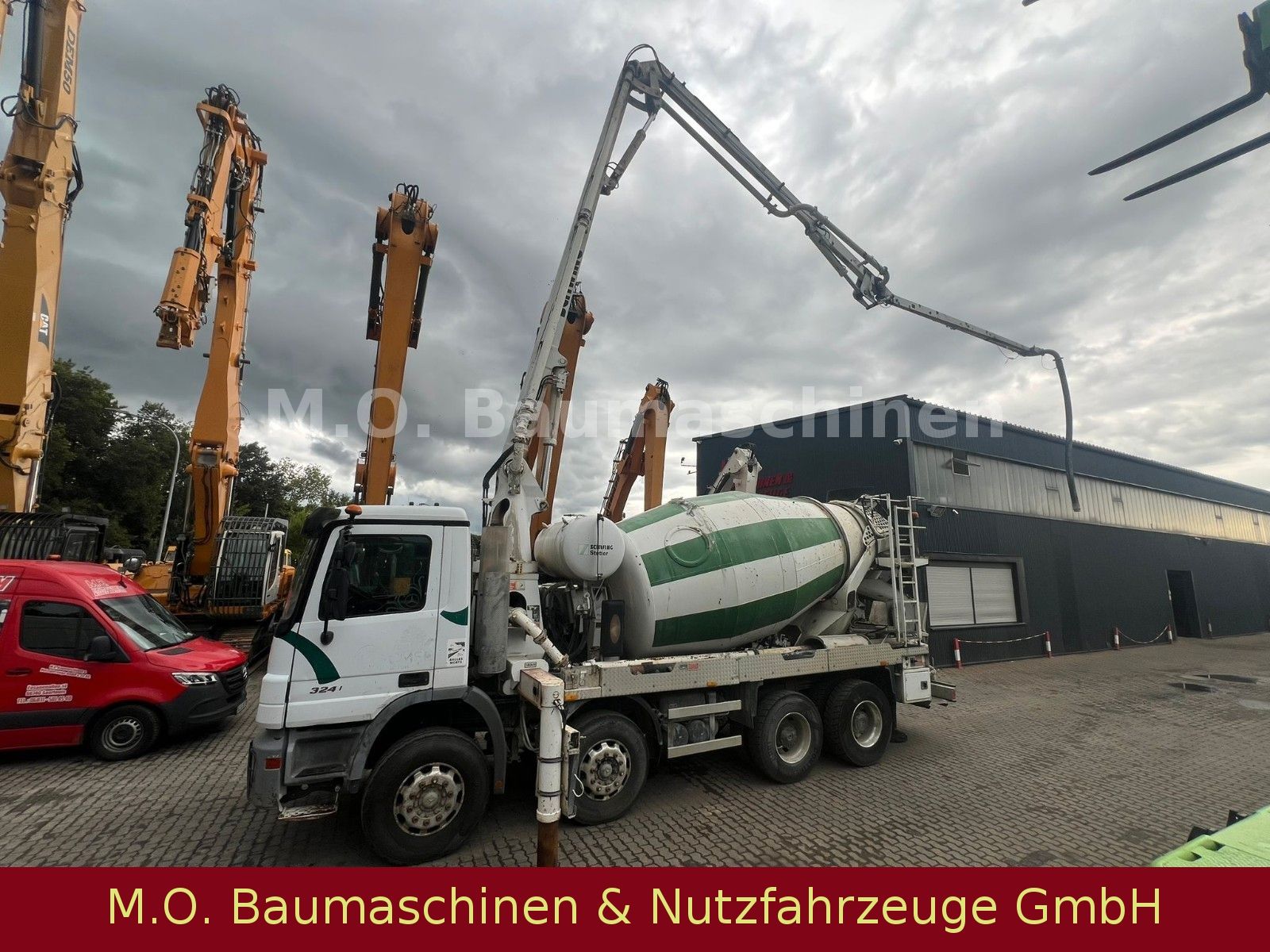 Fahrzeugabbildung Mercedes-Benz Actros 3241 Betonmischer+ Schwing Setter Pumpe