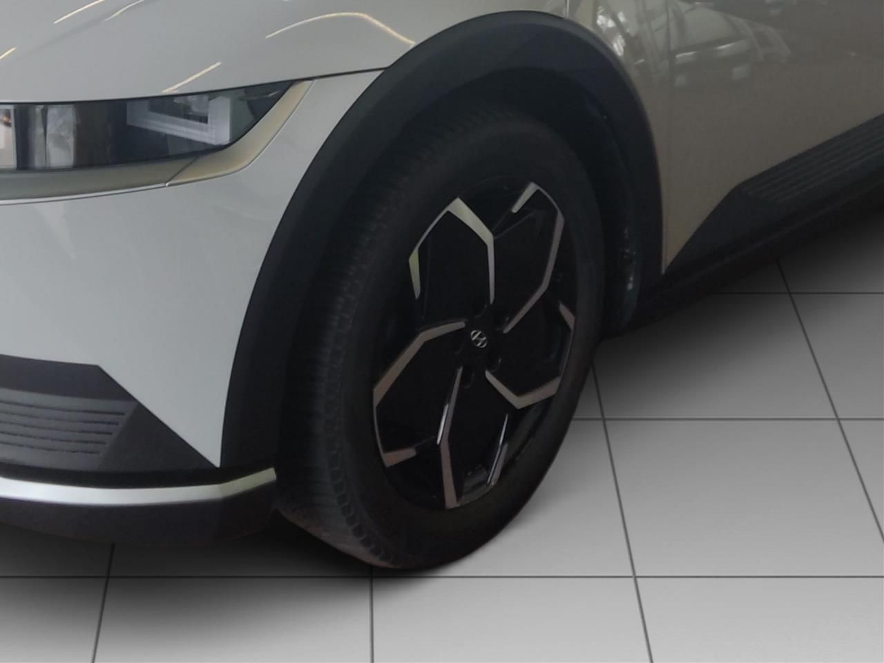 Fahrzeugabbildung Hyundai IONIQ 5 TECHNIQ WÄRMEP*PANO*LED*4SHZ*LHZ*NAVI*