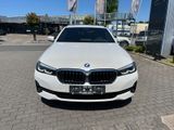 BMW 520 d Touring AHK+DA+ACC+HuD+Park+Park+HaKa uvm. - BMW 5er Reihe aus 2023