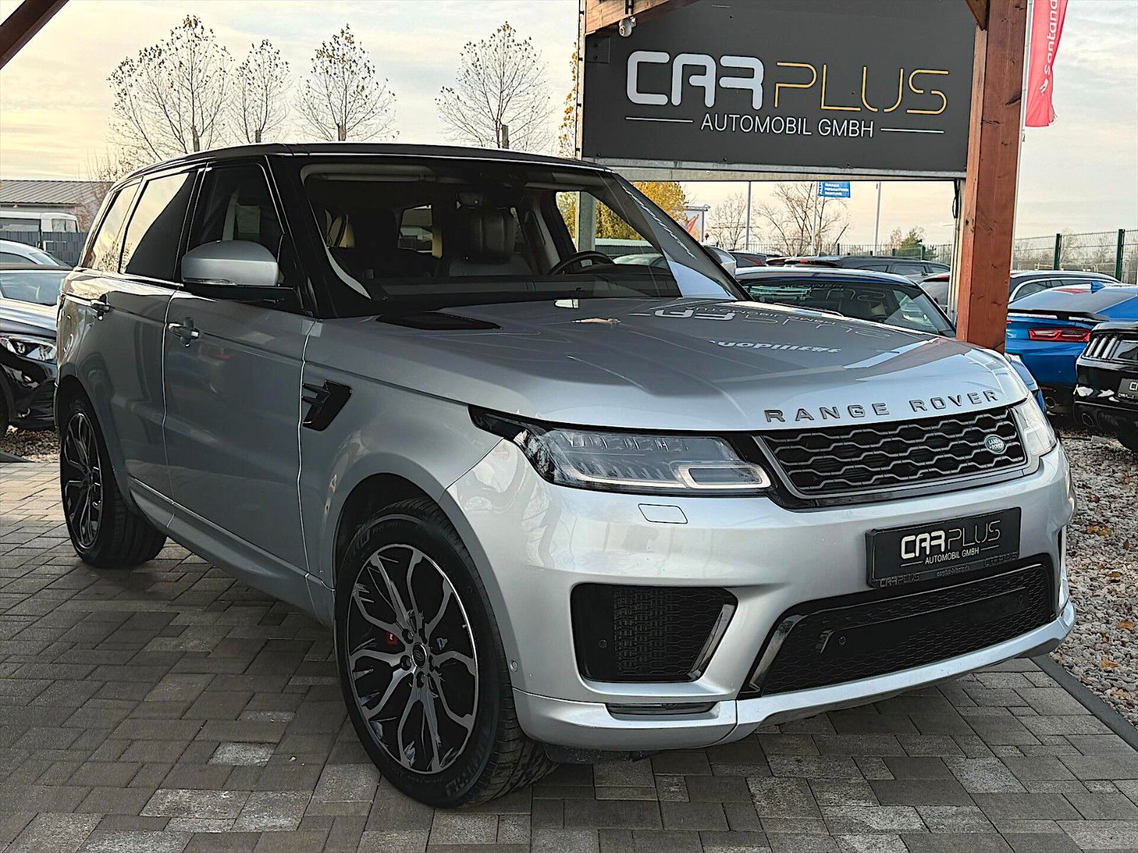 Fahrzeugabbildung Land Rover Range Rover Sport 4.4 V8 HSE Dynamic *360*ACC*