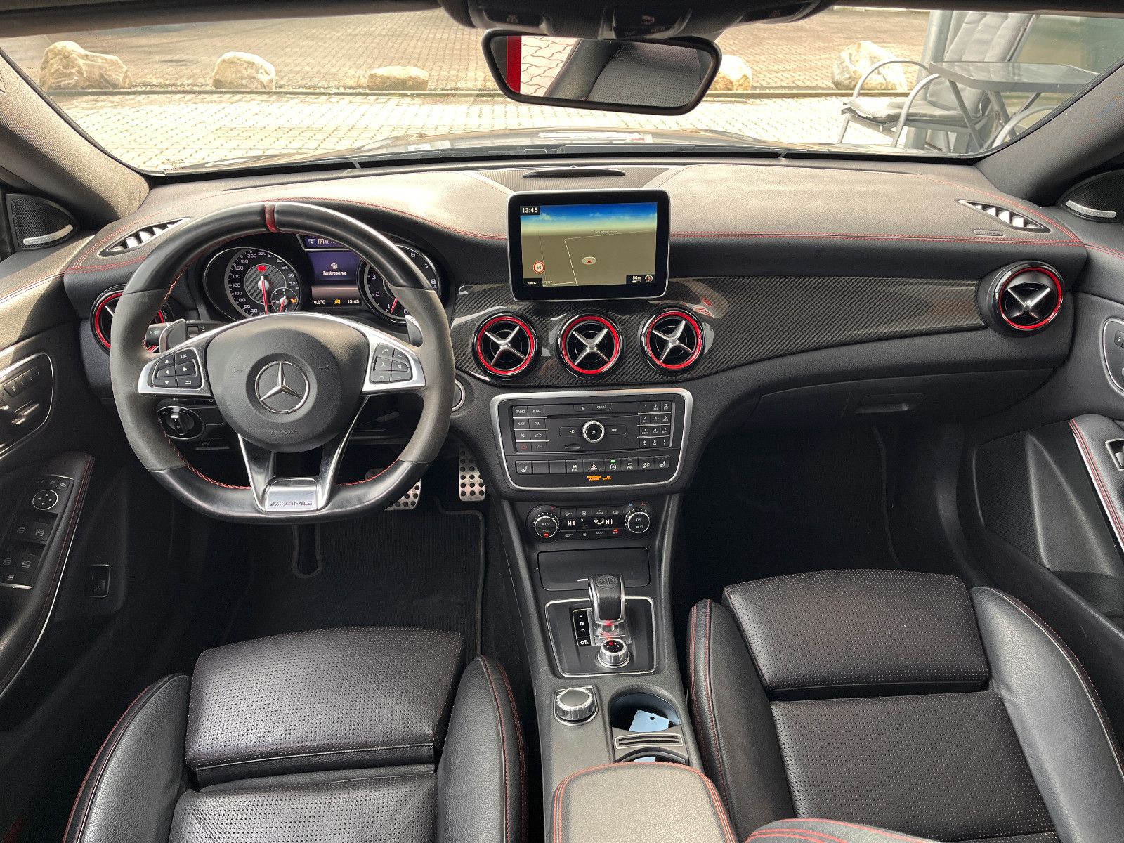 Fahrzeugabbildung Mercedes-Benz CLA 45 AMG 4Matic