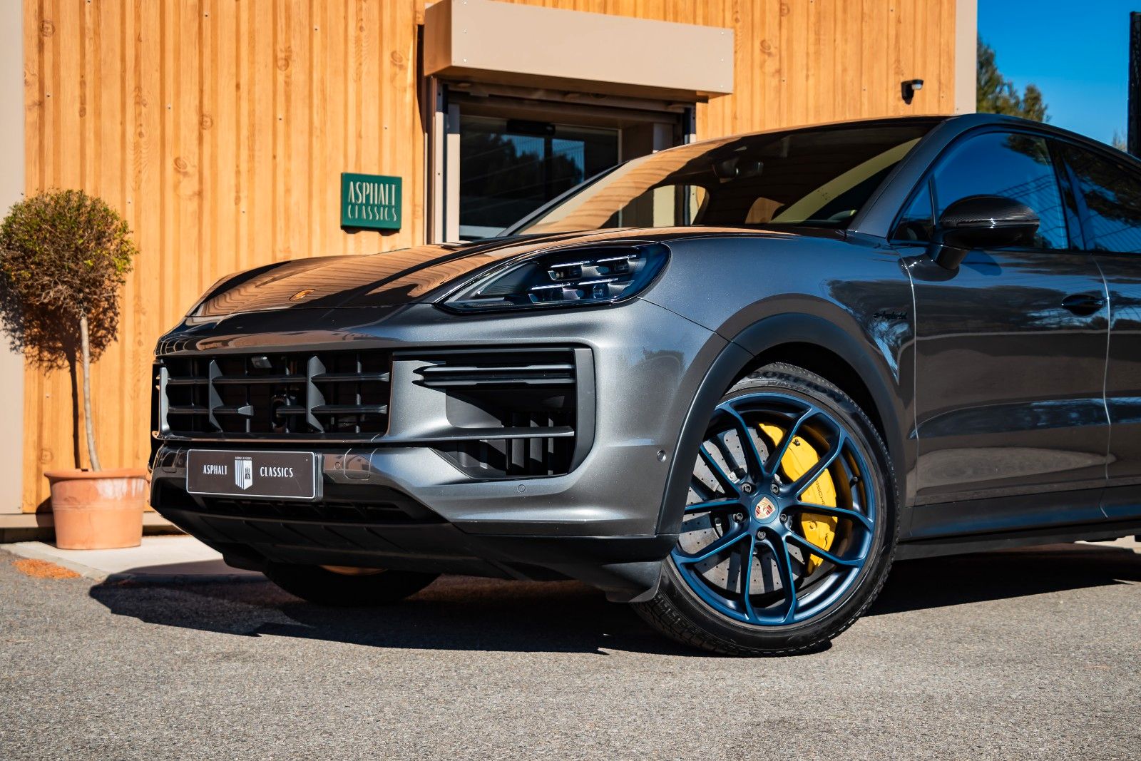 Porsche Cayenne Turbo E-Hybrid mit GT-Paket imagem 2