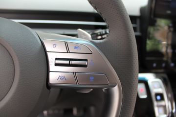 Fahrzeugabbildung Hyundai STARIA 4WD 8-AT SIGNATURE Sofort Verfügbar!!