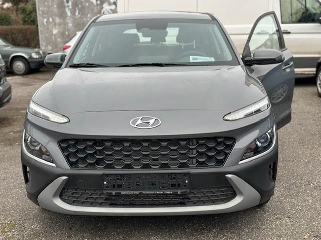 Hyundai Kona Pure 2WD