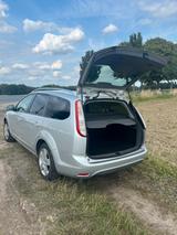 Ford Focus 1,6 Style+ Turnier Style+ - Ford Focus aus 2008: Turnier