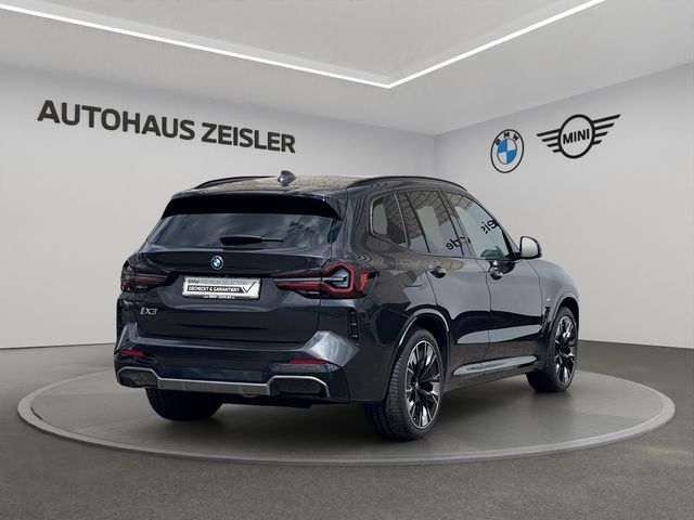 Foto Nummer 2: BMW iX3