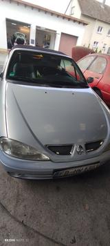 Renault Megane Cabriolet - Renault Megane aus 2002: Cabrio