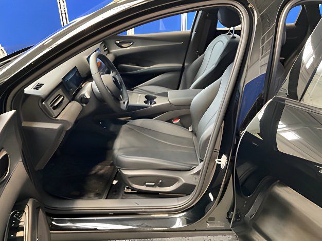 BYD SEAL 6
