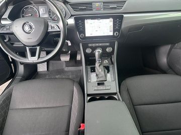 Skoda Superb - 12