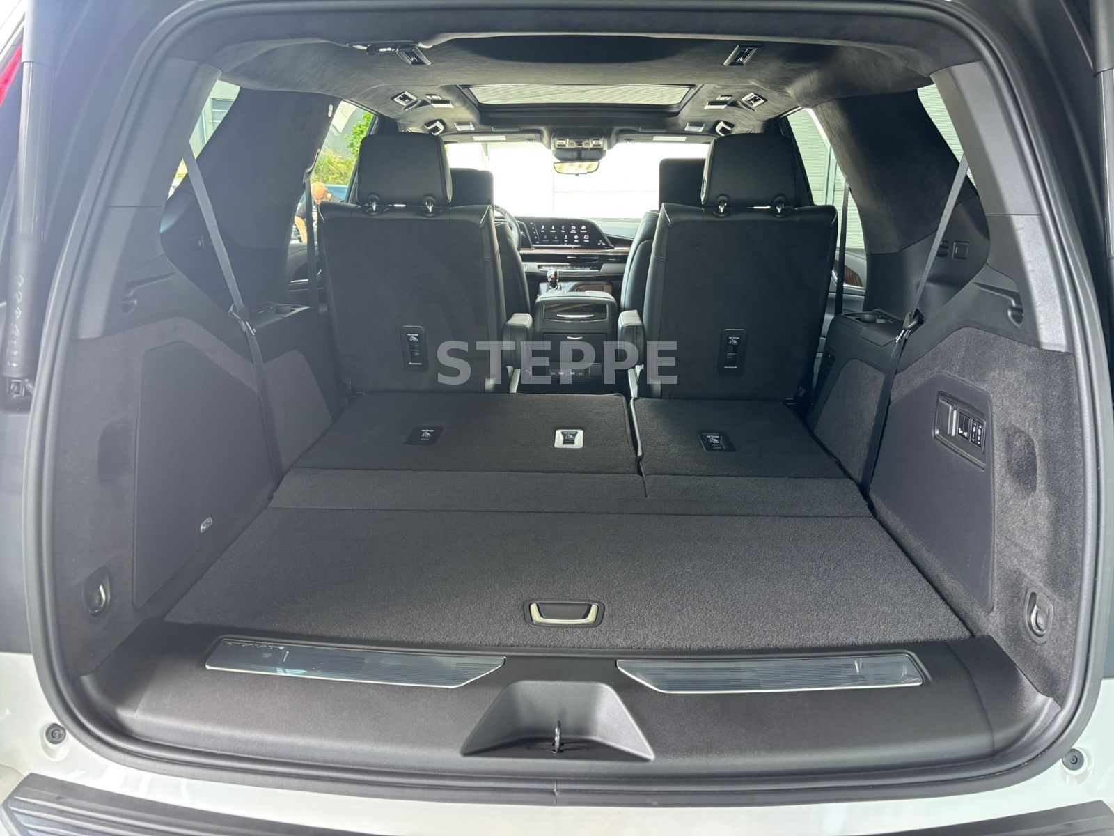 Cadillac Escalade 6.2 V8 Sport Platinum EU-Navi Luftfed.