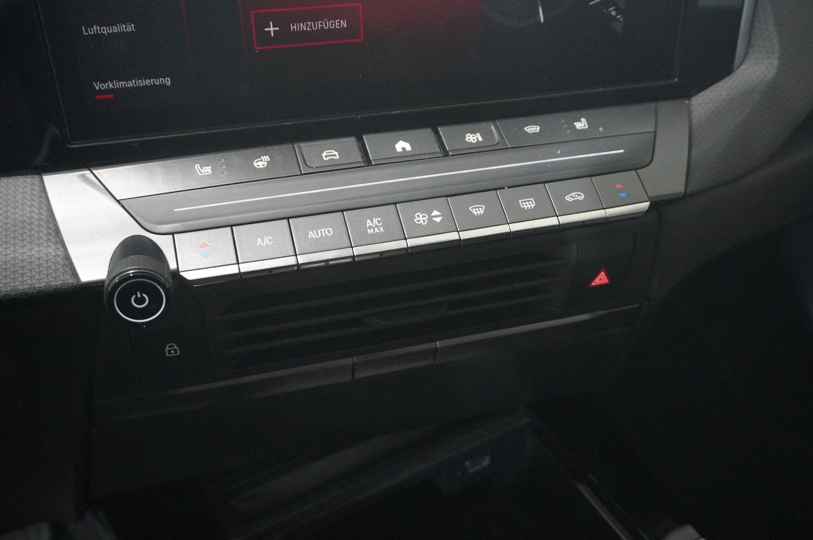 Fahrzeugabbildung Opel Astra L Lim. 1.6 HYBRID ELEGANCE NAVI/KAMERA/AHK