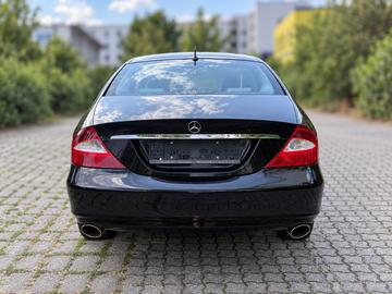 صورة 8 لـ 2004 Mercedes-BENZ CLS