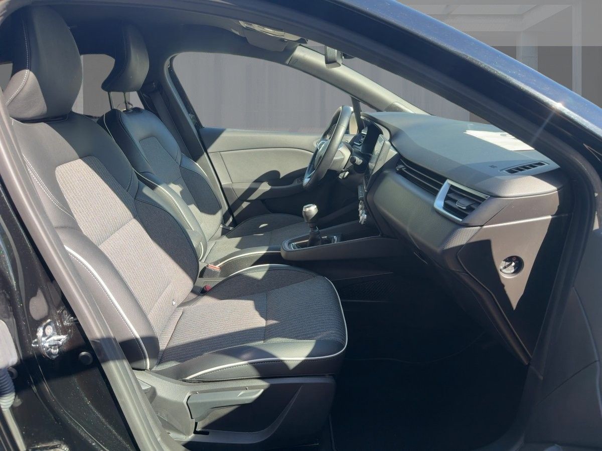 Renault Clio - Bild 8