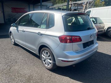 Volkswagen Golf - 5