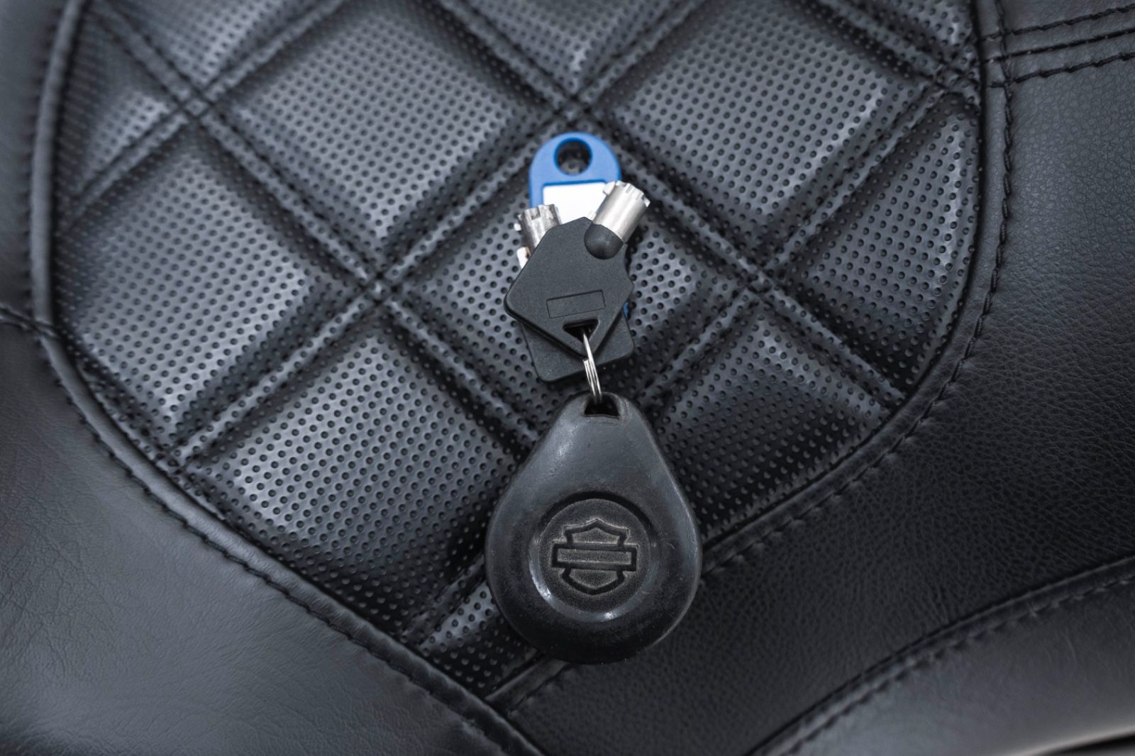 Fahrzeugabbildung Harley-Davidson FLHRXS ROAD KING