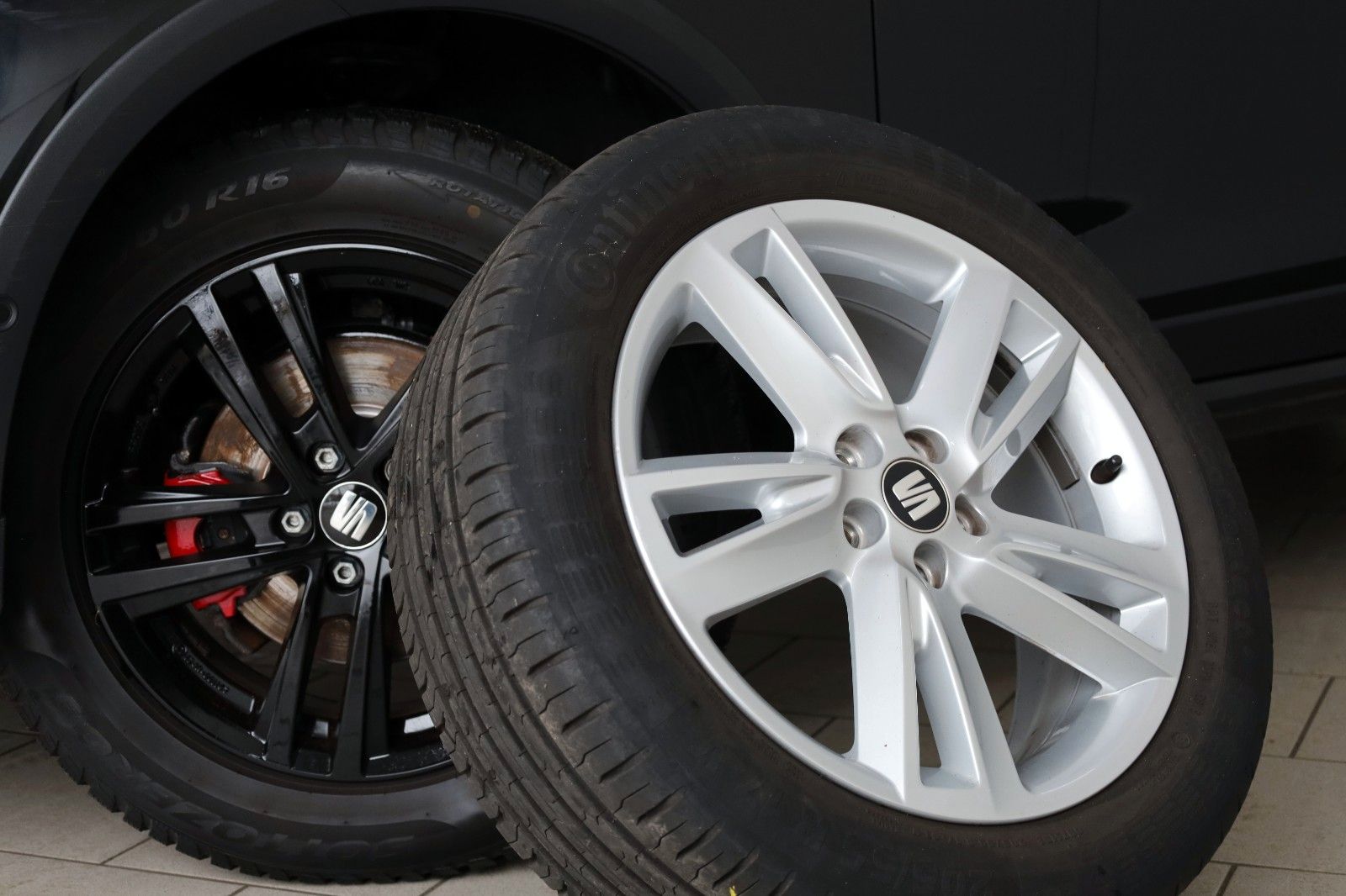 Fahrzeugabbildung SEAT Arona FR Navi,LED,Kamera,ACC,SH,SR+WR