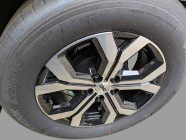 Fahrzeugabbildung Dacia Neuer Dacia Duster Expression TCe 130