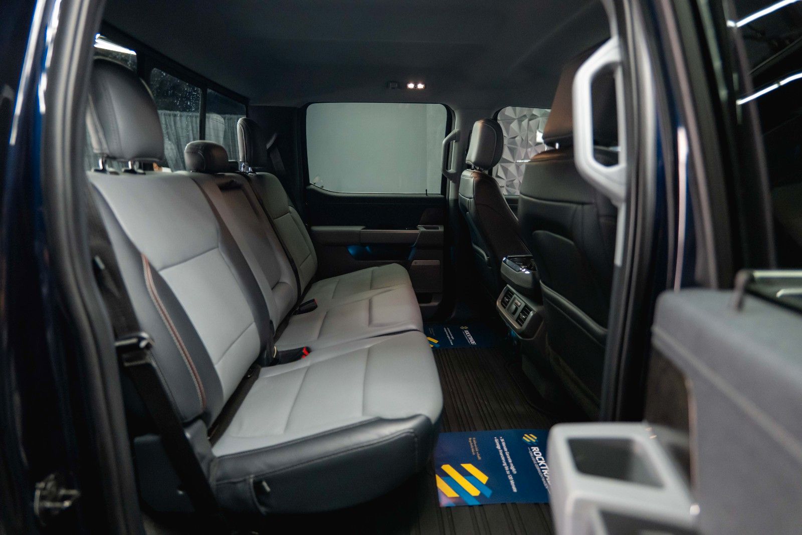 Fahrzeugabbildung Ford F150 5.0 V8 4x4 LARIAT RAPTOR SupCrew *LED*B&O*