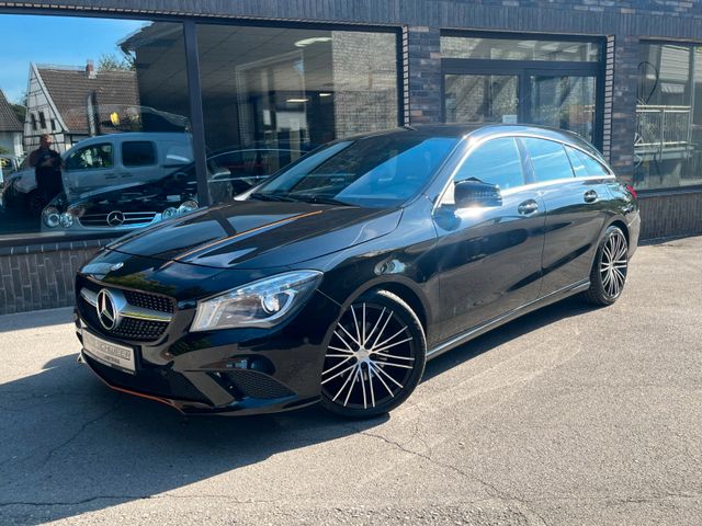 MERCEDES-BENZ CLA 180 Shooting Br/Standheiz/Autom/Xenon/Kamera