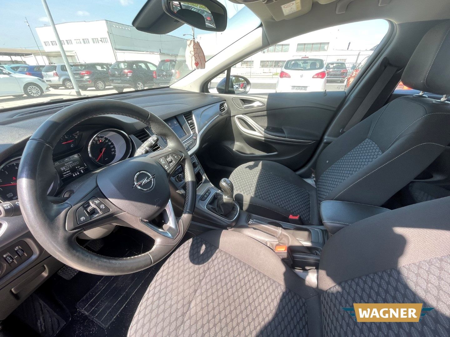 Fahrzeugabbildung Opel Astra Sports Tourer Edition  Abgasreinigung defe