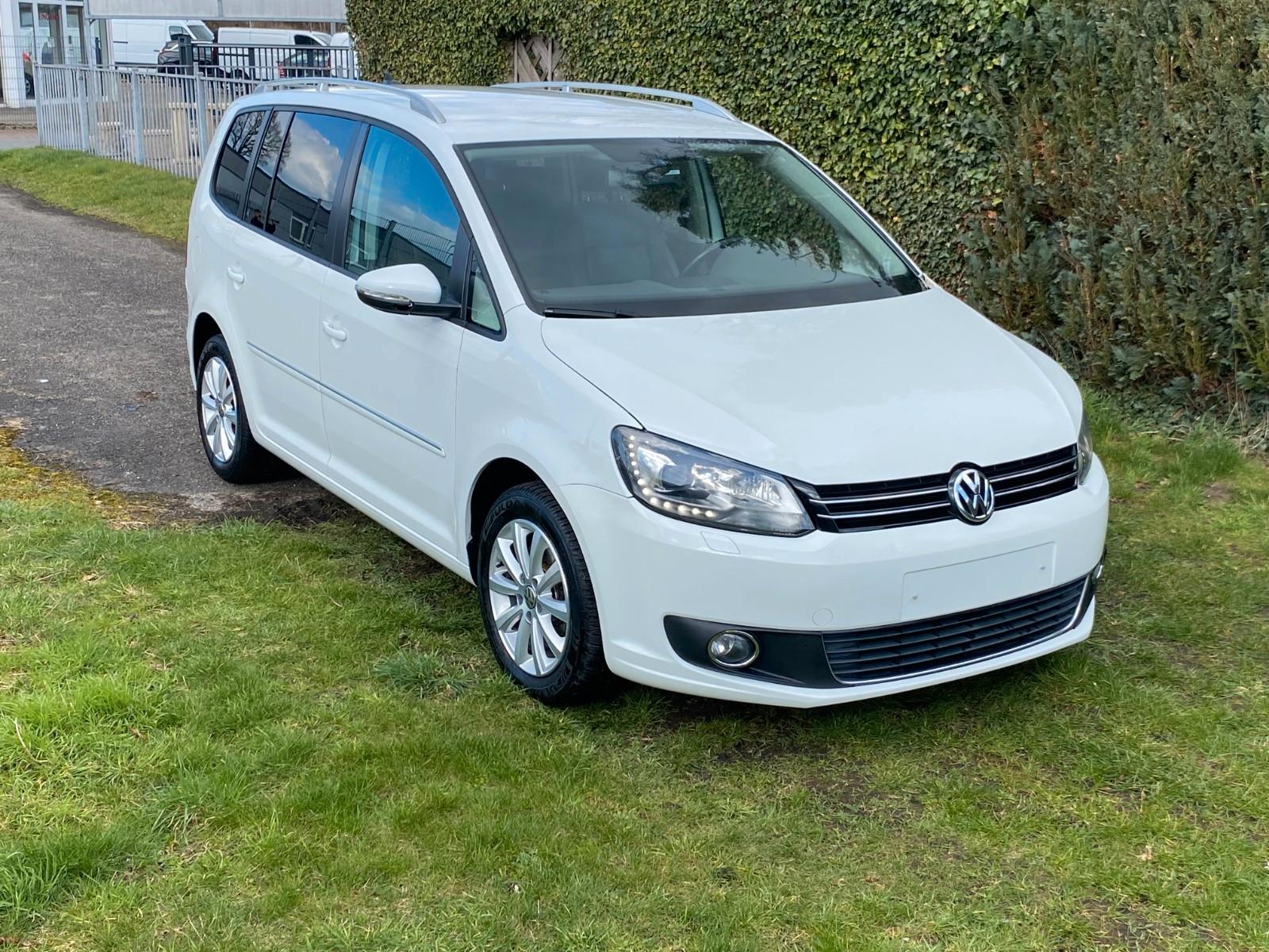 Volkswagen Touran Highline 2,0*Automatik*Leder*130Kw*Kamira