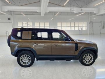 Land-Rover Defender - 3