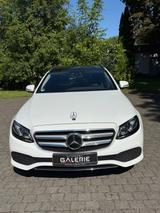 Mercedes-Benz E 450 4Matic AVANTGARDE PANO AHK LED KEYLESS - gebrauchte Mercedes-Benz E 450 aus dem Jahr 2018