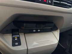 VW T7 Multivan Edition eHybrid lang Pano IQ ACC 360