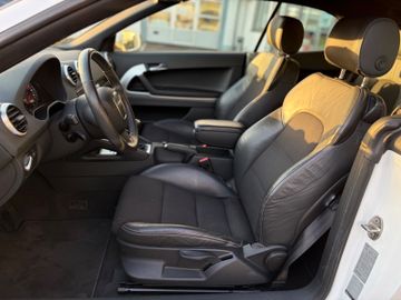 Bild 7 Audi A3 Cabriolet S line Sportpaket / plus XENON+NAVI