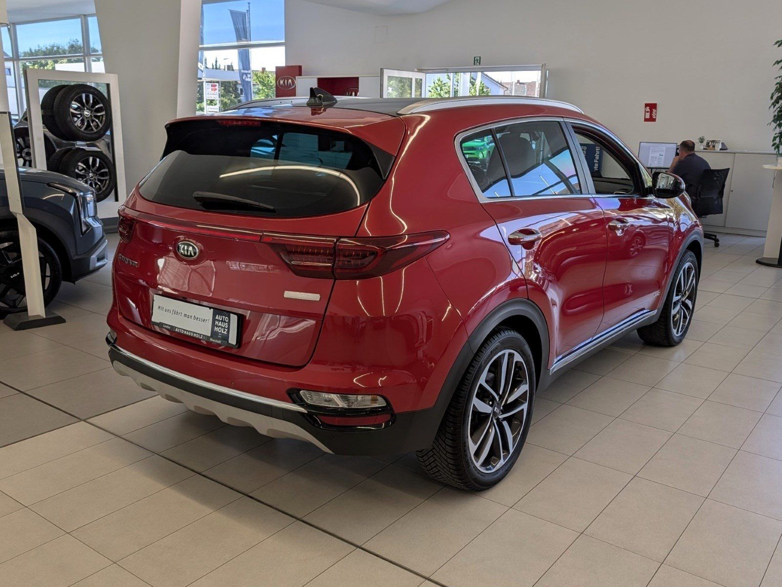 KIA Sportage  2.0 CRDi MHEV Platinum Edition 4WD – Bild 4