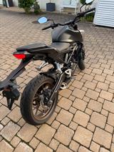 Honda CB125 R *1 Fahrzeughalter, * nur 2000 Kilometer - Angebote