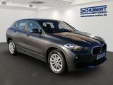 BMW X2 sDrive18i Aut. Advantage Navi PDC Sitzheiz.   - BMW X2 Advantage mit Benzin-Antrieb